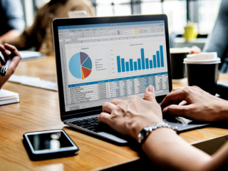 2024年香港公司報(bào)稅：薪俸稅稅率是多少，薪俸稅有政策變化？